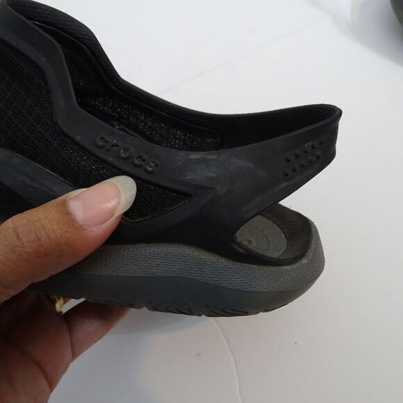 Crocs Mens Swiftwater Mesh Wave Sandals Black Sport Sandals Size 8 Water Shoes - Picture 7 of 8